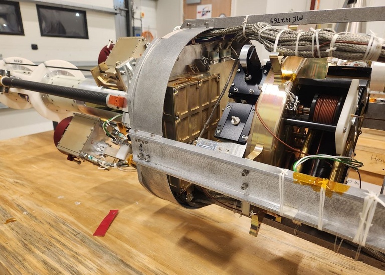 payload of ICI-5 rocket